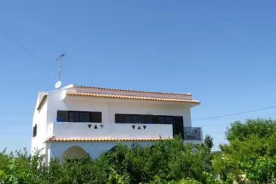 Image de Maison \/ Villa - Porches