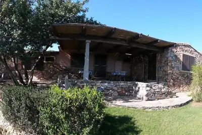 Appartement indépendant dans villa avec jardin privé et vue mer