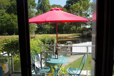 Image de Charmant gîte avec une chambre à côté du canal et un vieux village amoureux dans une belle région