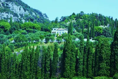 Image de «Vues imprenables»: villa avec piscine à distance de marche de la plage