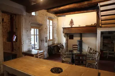 Image de La Calade, maison de caractère à vallon Pont d'Arc