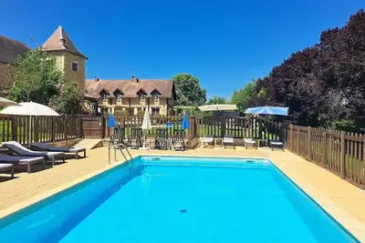 Image de 4 Stone gites, peaceful, large pool & many on-site activities, family-friendly.