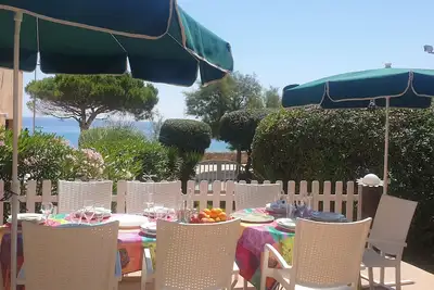 Image de Maison avec jardin à 25 mètres de la plage de sable de la Fosca.