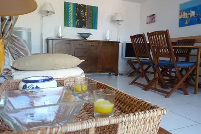 Image de Bel appartement climatisé dans bas de villa-entre Mer (3Km) et Montagne
