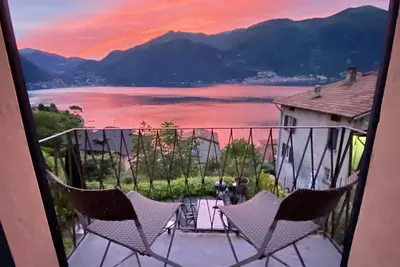 Authentic Italian house with spectacular views of Lake Como from private terrace