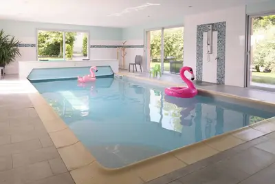 Image de Maison à la campagne, . piscine couverte et chauffée