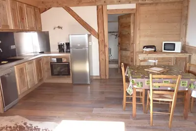 Image de Maison de caractère, Randonnées au départ de l'appartement. +\/- chambre d’hôtes