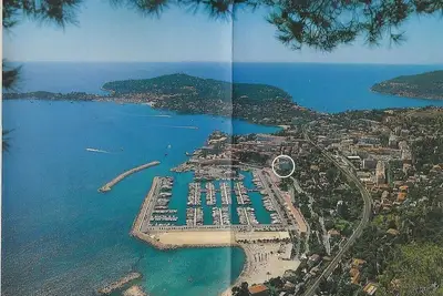 Image de Appartement de luxe en bord de mer dans station balnéaire chic de Beaulieu\/mer