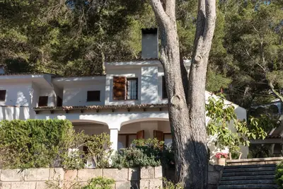 Image de Villa de 3 chambres à Cala San Vicente avec piscine en communauté fermée