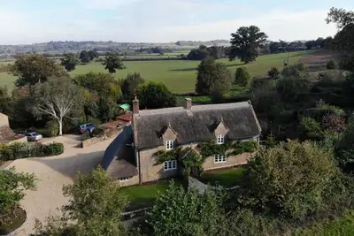 Image de Orchard Cottage - dort 8 invit���s dans 4 chambres