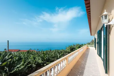 Image de Maison \/ villa - Arco da Calheta
