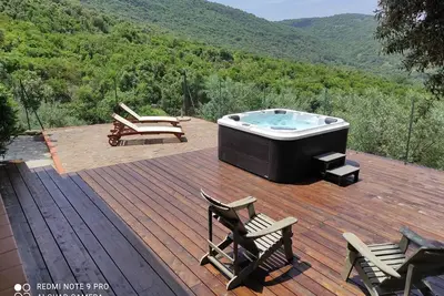 Image de Villamaura, dans la nature des montagnes, Ă deux pas de la mer