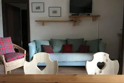 Image de appartement en excellent état de la location saisonnière! Dans Santa Caterina Valvurva