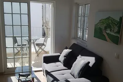 Image de Magnifique maison récemment rénovée construite selon des normes élevées au cœur d'Olhao.