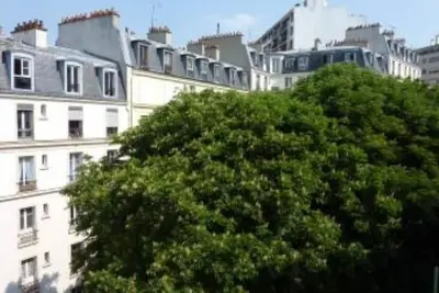 Image de 2 pièces de charme de 36 m2 à proximité du parc des Buttes Chaumont