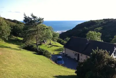 Image de Emplacement idéal pour les familles qui veulent l'isolement et des paysages côtiers spectaculaires