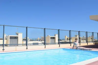 Image de Cinq * Appartement avec vue magnifique sur la mer depuis le balcon