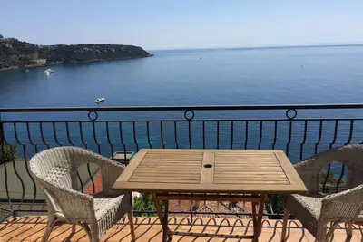 Image de appartement, manifique vue mer, à 2 pas de la plage, très proche Monaco