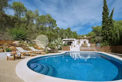 Image de villa de campagne privé plage et la ville à 6 km, Wifi, Aircon, piscine