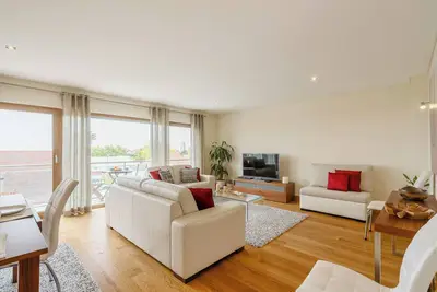 Image de Excellent Central Luxury, 2 chambres \/ garage 2wc, pas besoin de voiture, 8 min à pied de la plage