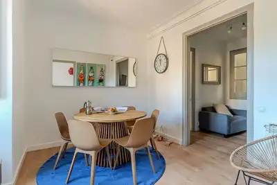 Image de Appartement ensoleillé, moderne et central