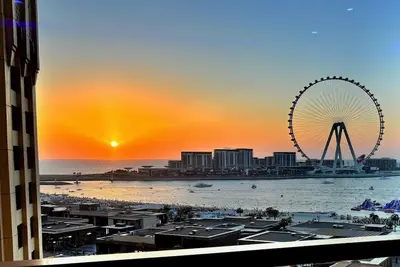 Image de Grande aprt Dubaï Jbr plage à pied vue mer et roue