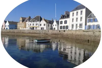 Image de île de Sein, maison de pêcheur (meublé de tourisme 3*, wifi) sur le quai Sud