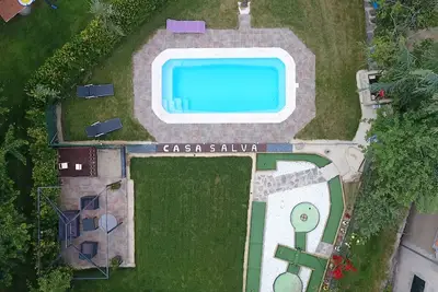 Image de Gîte rural Casa Salva, jusqu'à 16 personnes (groupes) piscine privée et jardin