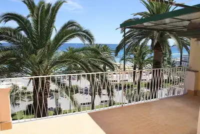 Image de Penthouse sur deux niveaux à 20 mètres de la mer dans le centre de Loano