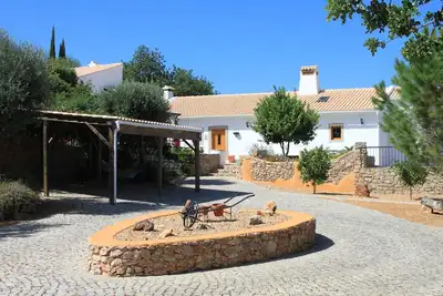 Superbe villa de 3 chambres avec piscine privée et vue rurale, près de Loule et Faro