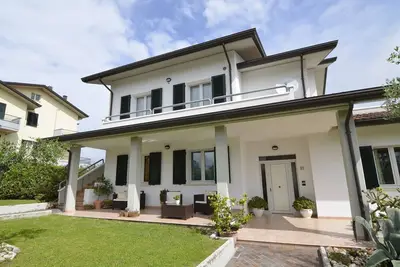 Image de Villa spacieuse avec jardin à Gemmano