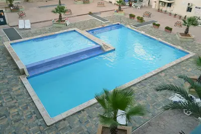 Image de Appartement moderne et spacieux de 3 chambres dans le centre de Bugibba avec piscine communautaire