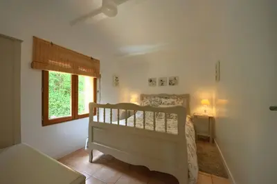 Image de La Truite, de 2 chambres Chalet avec usage exclusif de la piscine, Dordogne