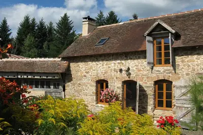 Image de Charmante maison dans un hameau isolé de Chabrenas avec utilisation de la piscine