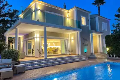 Image de Luxury Villa Set In Its Own Grounds, 4 Bedroom 4 Bathroom With Heated Pool,