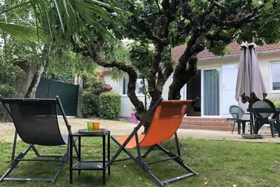 Image de Maison avec jardin à 50m de la plage et du sentier des douaniers.