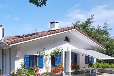 Image de Belle Maison Basque Avec Des Vues Magnifiques.