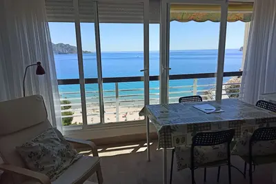 Image de 4 Personnes, Wifi Gratuit, Piscine, Parking, Belles Vues Sur Tous Les Benidormes