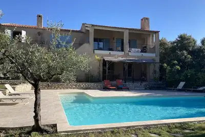 Image de Maison de famille vue sur le Mont Ventoux et piscine privée