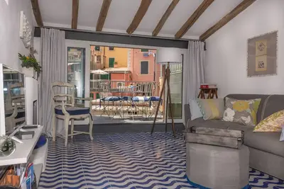 Image de Riomaggiore - Cinque Terre - Maison avec terrasse sur le port de plaisance