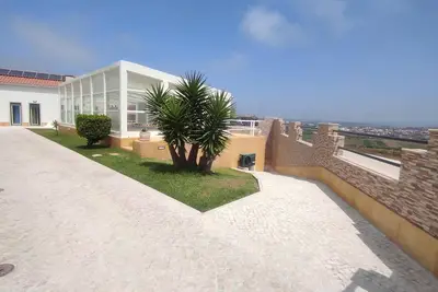 Image de Sao Pedro Da Cadeira: Maison / villa - São Pedro da Cadeira