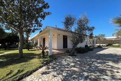 Image de Maison \/ villa - Martano
