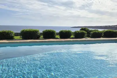 Image de Villa Helios- Villa en première ligne de mer et falaise. Cala Pi. 6 personnes 3 chambres Piscine privée Air Conditioning-68818- - WiFi gratuit | Offre | 10% | 04\/10 - 12\/31
