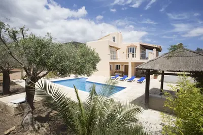 Image de Villa Tom is near to Playa Den Bossa