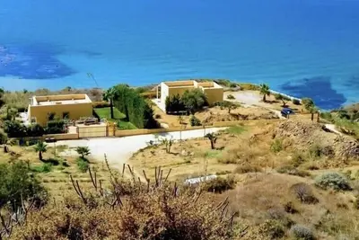 Image de Villa Vittoria sur la mer, Wifi gratuit, climatisation, vin, huile