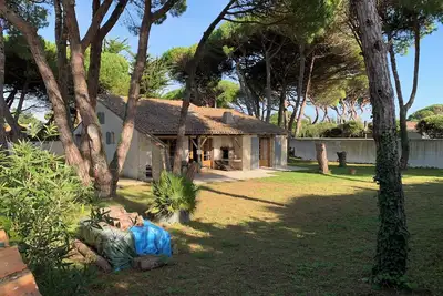 Image de Bois Plage - Villa 150m plage - terrain clos arboré 900 m2, Wifi, cycles