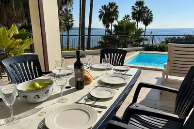 Superbe villa dans un endroit de la baie de corail central idéal