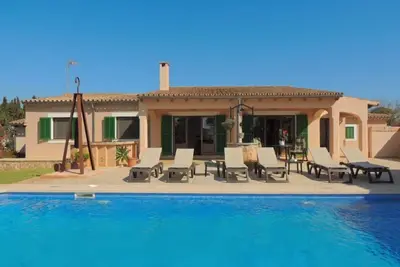 Belle finca avec piscine privée et emplacement idyllique près de la plage de Cala Mondrago!