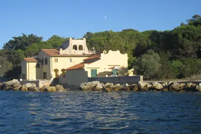 Image de Maison \/ villa - Elba