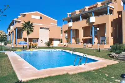 Image de Javea, luxueux appartement duplex de 3 chambres en bord de piscine, à pied de la plage.